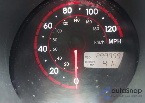 2006 Toyota Matrix Xr z USA, uszkodzony, nr VIN 2T1KR32E66C606488